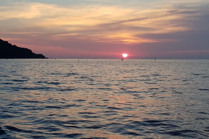 2-Hour Sorrento Coast Sunset Cruise with Dinner Experience - Why an Evening Boat Ride Works So Well in Sorrento