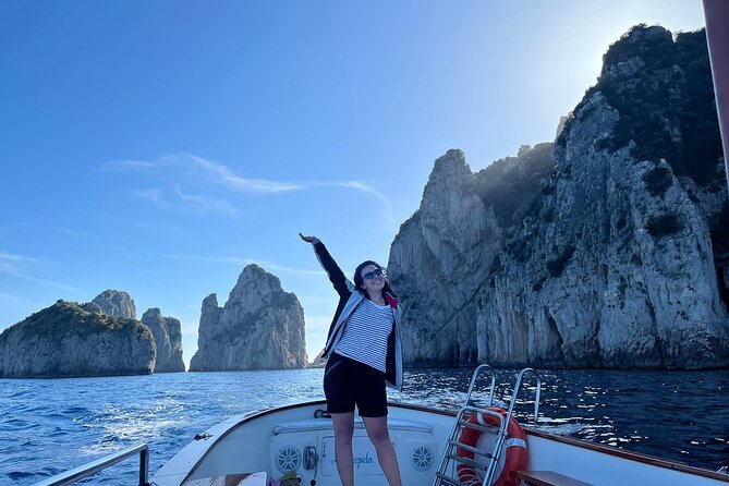 2 Hours Guided Sunset Tour of the Island of Capri with Aperitif - White Grotto and Capri’s changing colors