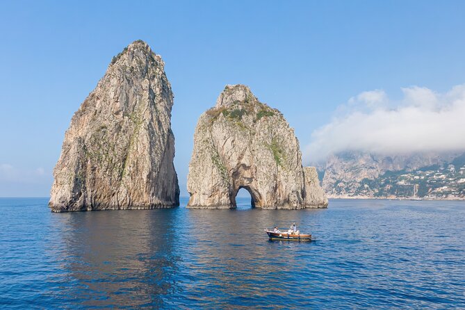 3-hour private boat tour of Capri - The Green Grotto and its changing colors