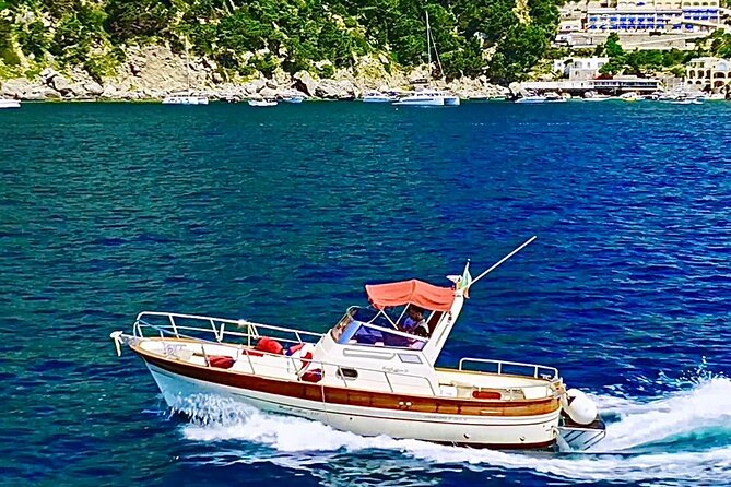 3-hour private boat tour of the island of Capri - Punta Carena Lighthouse and the western coast