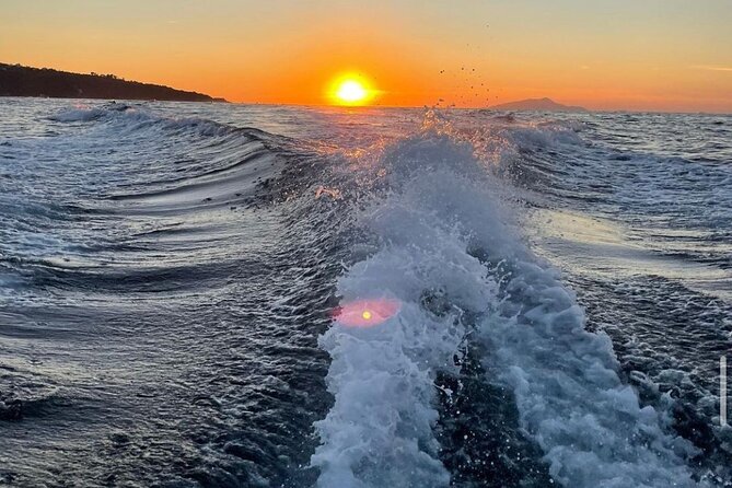 3-Hour Private Sunset Boat Tour in Sorrento - Drinks, Snacks, and the Practical Comforts