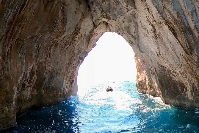 3 hours Comfortable Capri Private Tour by Boat - The Natural Arch on Capri’s east coast