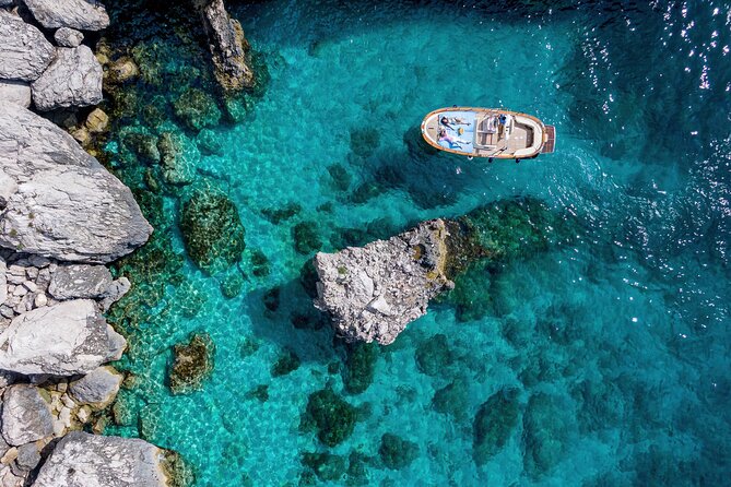 4 Hours Private Boat Tour of Capri - What the Private Price Really Buys You