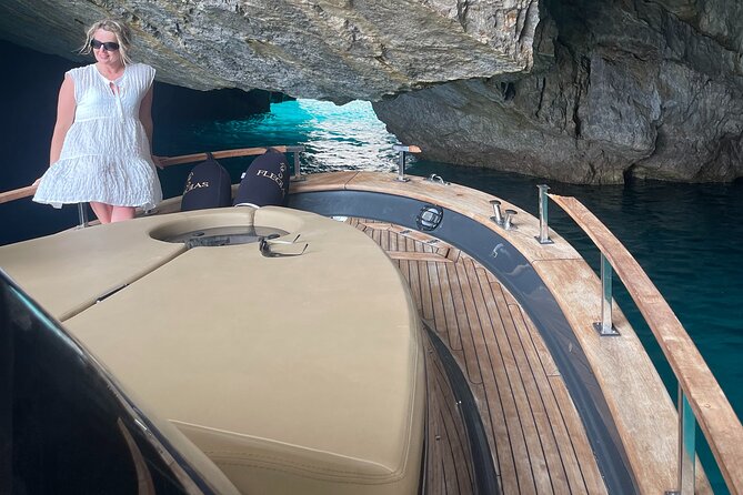 All-Inclusive Capri Boat Tour with City Visit from Positano - Four hours on Capri