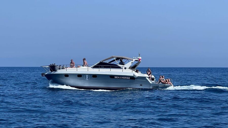 Amalfi: Amalfi Coast and Positano Sunset Cruise with Drinks - Positano at golden hour