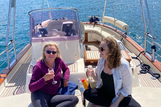 Amalfi Boat Tour from to Positano Praiano or Amalfi. 7 hours - The Emerald Grotto and its €10 entrance fee