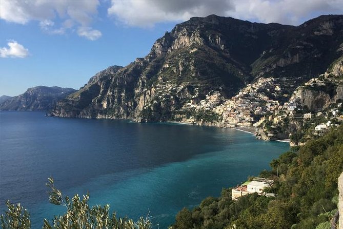 Amalfi Coast Day Tour from Sorrento with Light Lunch and Wine - Ravello: quiet lanes and sweeping views