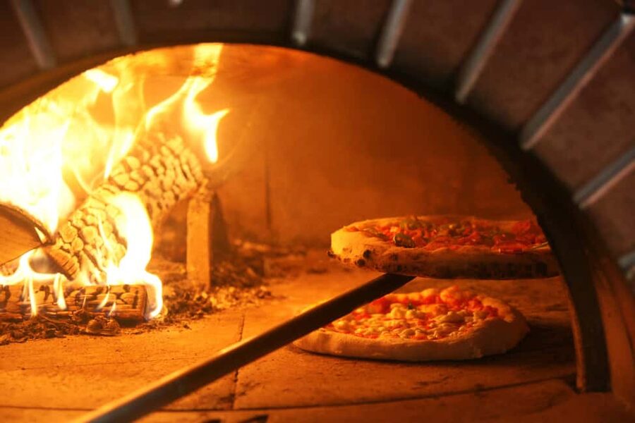 Amalfi Coast: Pizza & Mozzarella Class with Farmhouse visit - Learning the dough from Silvio
