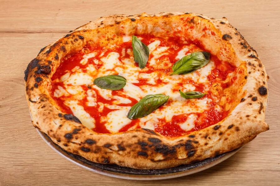 Amalfi Coast: Pizza & Mozzarella Class with Farmhouse visit - Stretching, topping, and baking your own pizza