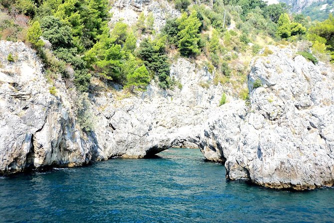 Amalfi Coast Private Boat Tour from Positano, Praiano or Amalfi - What the Boat and Skipper Add