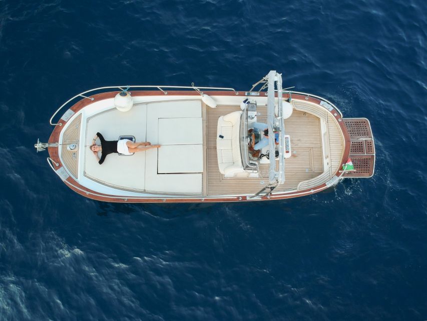 Amalfi Coast: Private Boat Trip with Prosecco and Snorkeling - Positano free time, or lunch back on the beach