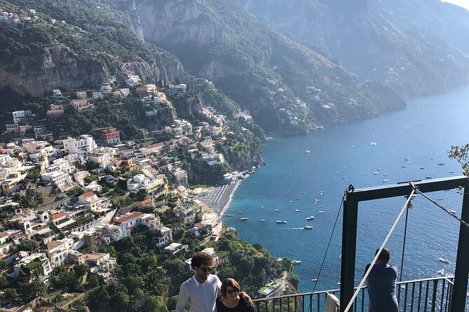 Amalfi Coast Sharing tour - Semiprivate - The Mercedes minivan and the view problem