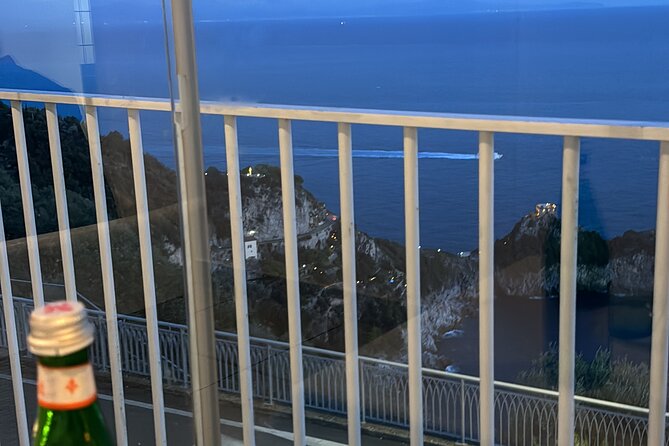 Amalfi Coast Sunset Tour & Dinner - Who will enjoy this evening most?