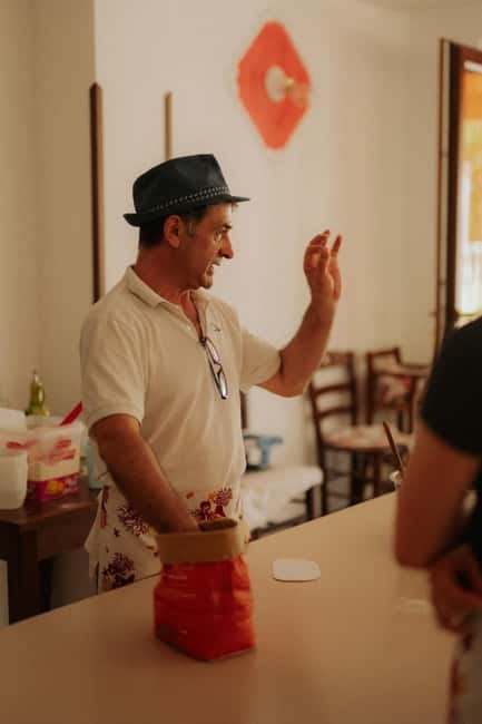 Amalfi: Cooking Class with Pasta, Mozzarella, and Tiramisù - Views, hospitality, and the farmhouse setting