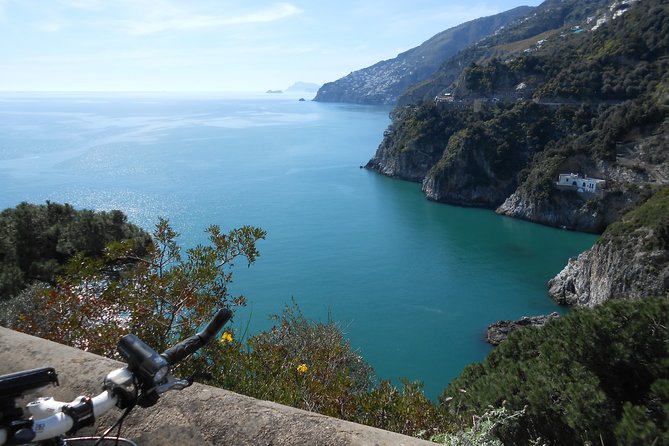 Amalfi Drive cycling tour - Furore Fjord from the bridge