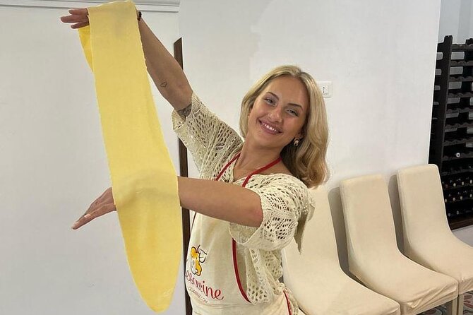 Amalfi: lezione di cucina su pasta, mozzarella e tiramisù - Tiramisù Comes First