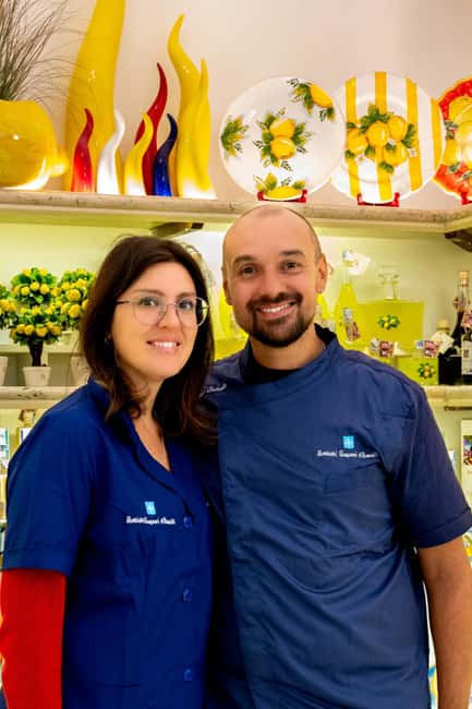 Amalfi: Limoncello Factory Visit with Instructor and Tasting - Meeting Vittorio in Piazza Duomo