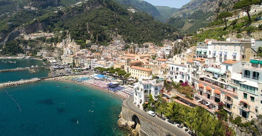 Amalfi: Private Full-Day Boat Excursion on the Amalfi Coast - Swimming, caves, and time to relax