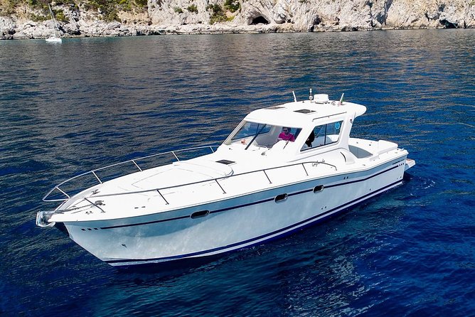 Amazing Private Tour of Capri - The Blue Grotto: famous, optional, and slow