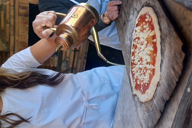 Authentic Farm Tour with Pizza, Cheese, Wine & Limoncello Tasting - What the group atmosphere is really like