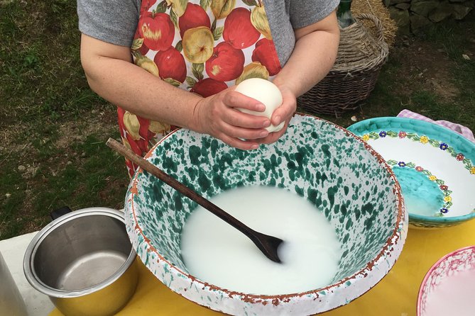 Authentic Farm Tour with Pizza, Cheese, Wine & Limoncello Tasting - Fresh mozzarella made before your eyes