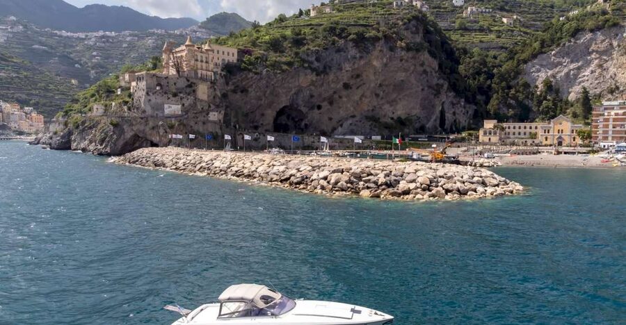 Boat tour Amalfi Coast - Capri - Positano - Sunset - Furore Fjord and the first coastal views