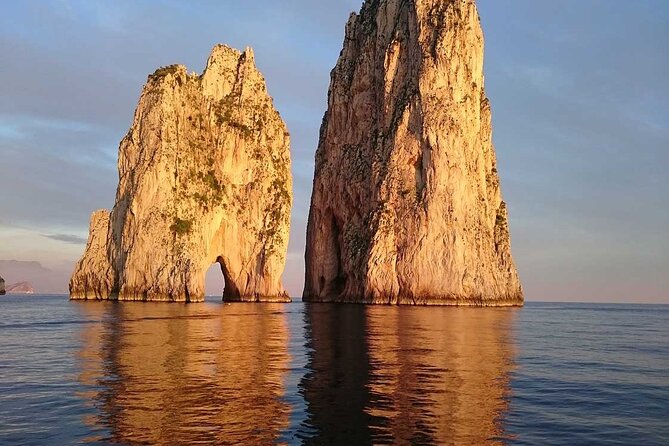 Boat tour of Capri (tour classes 2 hours ) - Villa Malaparte from the sea