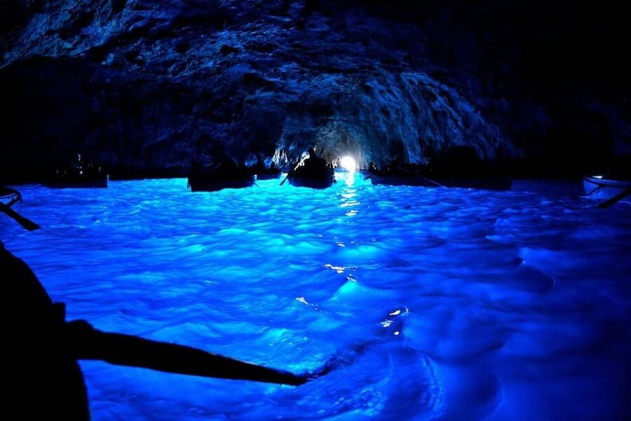 Capri: 3-Hour Private Boat Tour with Blue Grotto Visit - Passing beneath the Faraglioni Rocks and Arch of Love