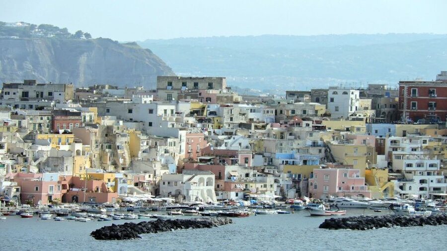 Capri and Anacapri Walking Tour from Sorrento - Why walking is the right way to see Capri