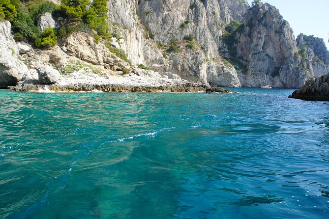 Capri & Blue Grotto Small Group Full-Day Boat Tour from Positano - Green Grotto and the return swim