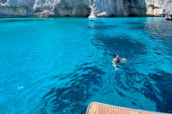 Capri boat excursion - The skipper can make or break a short tour