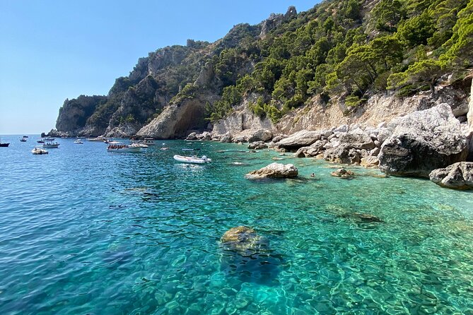 Capri boat excursion - Marina Piccola and the Sailors Cave