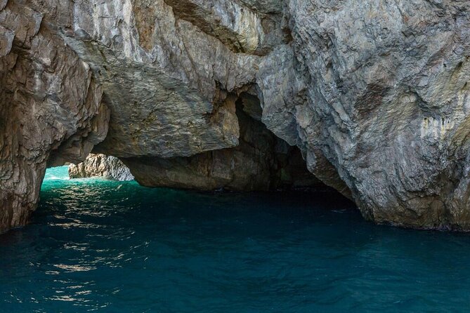 Capri Boat & Land Tour from Sorrento with Limoncello Tasting - Key points to know before you book