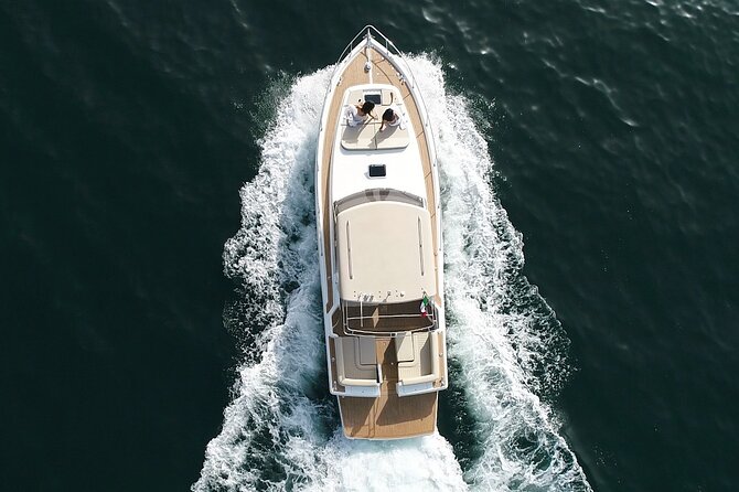 Capri Boat Tour from Sorrento - Speedboat 37ft - Sea caves and swimming give the day its easy pace