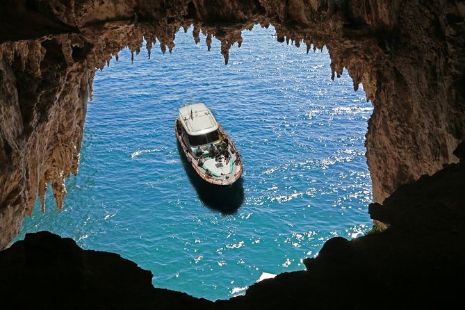 Capri Boat Tour from Sorrento: Swim, Grottos & Light Lunch - Getting from Sorrento to the boat