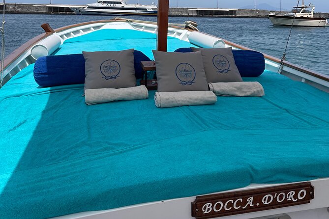 Capri Boat tour in 3 hours - Villa Malaparte and the Cliffside View