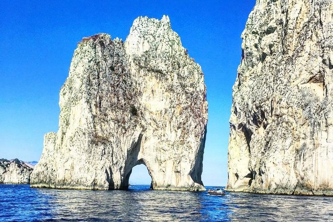 Capri: Boat Tour, Priority Tickets & Blue Grotto (Optional) - Commentary, crew, and comfort on board
