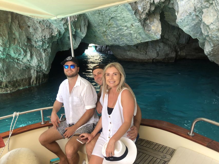 Capri by Boat from Massa Lubrense - Timing, languages, and practical planning