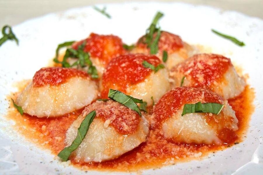 Capri: DIY Day Trip with Blue Grotto, Funicular & Lunch - What this Capri package actually gives you