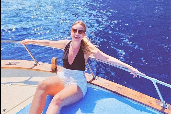 Capri enjoy the Dolce Vita by boat for 4 unforgettable hours! - White Grotto and the quieter side of Capri
