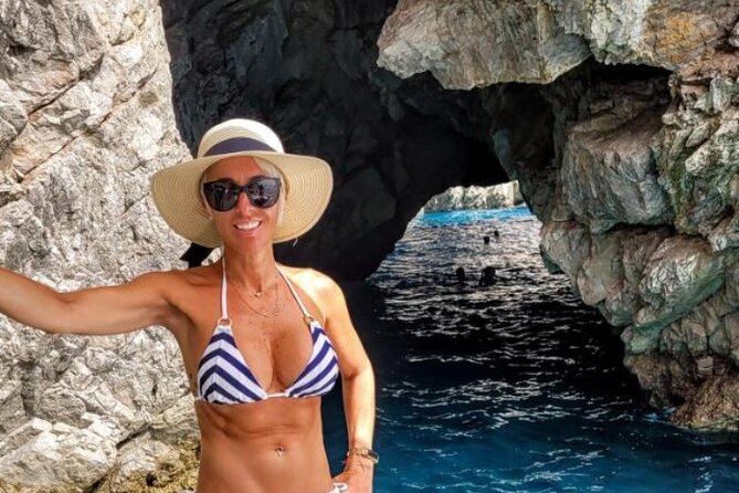 Capri enjoy the Dolce Vita by boat for 4 unforgettable hours! - Green Grotto, Champagne Grotto, and a proper swim