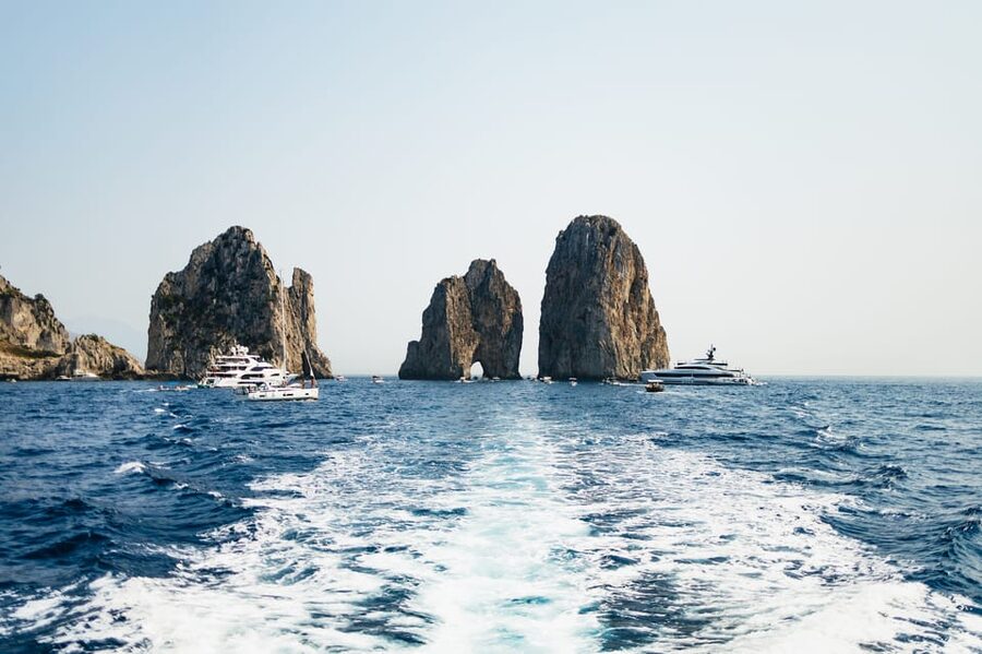 Capri: Island Boat Tour and Optional Blue Grotto Visit - The boat, commentary, and comfort level