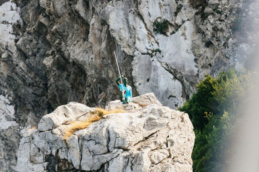 Capri: Island Boat Trip with Grottos - Marina Grande to the Faraglioni Rocks