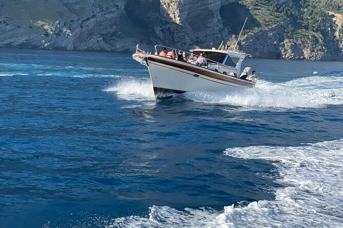 Capri Island shared boat tour - Key points at a glance