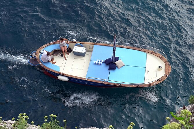 Capri magical boat tour for an unforgettable 3 hour experience. - Swimming in Capri’s clear water