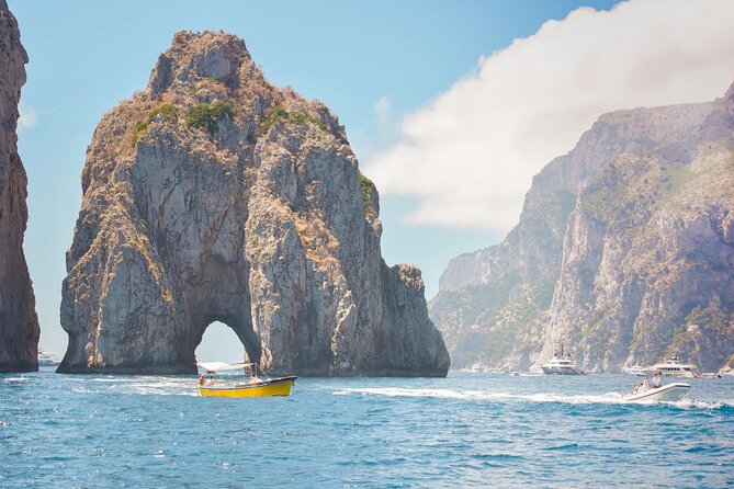 Capri & Positano Private Tour - Premium 28 ft boat - A small boat day from Sorrento