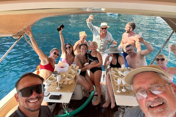Capri Premium Private Boat Tour + City Visit - Four hours in Capri, with room to choose your own plan