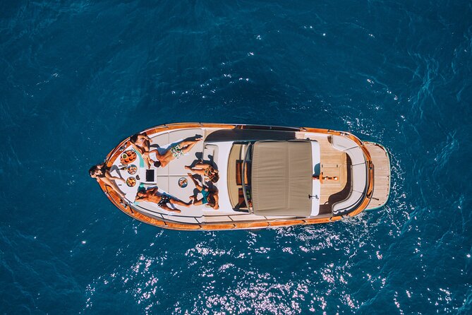 Capri Private Boat Tour from Sorrento, Positano or Naples - Lunch, shopping, and time on land