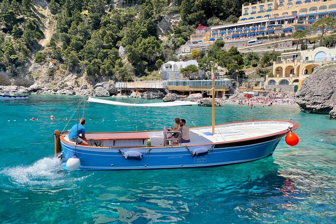 Capri tour with "Gozzo" (3 hours) - Green Cave and the first stretch of coast