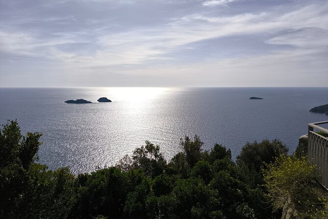 Car Tour admiring Capri and visiting Positano - The return to Sorrento and the Vesuvius views